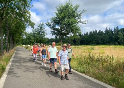 Kom je donderdag ochtend wandelen?
